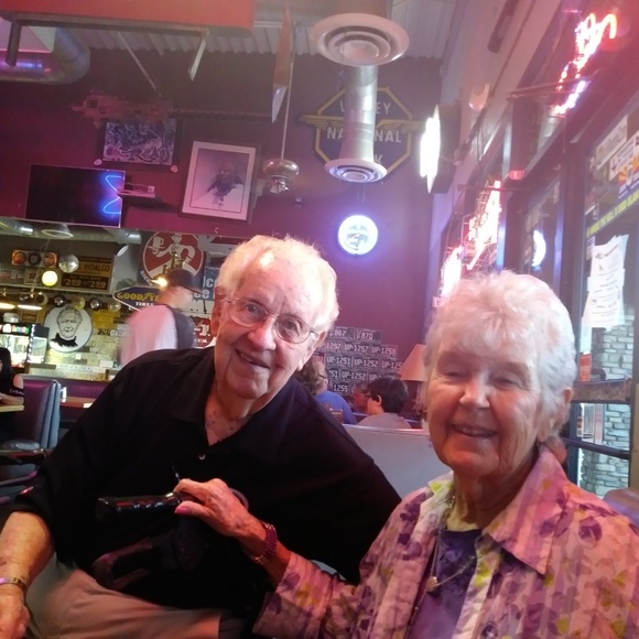 Meet your Posher, Sharon - Picture 5 of 9